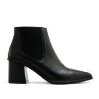 Botas cortas de cuero negro
