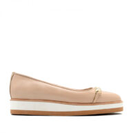 Zapatos nude con aplique de piedras