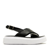 Sandalias negras con plataforma blanca