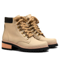 Borcegos color beige en cuero floater para mujer