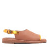 Sandalias bajas color camel para mujer