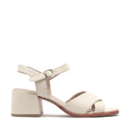 Sandalias color crema en cuero floater para mujer