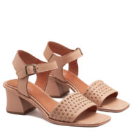 Sandalias camel con tachitas RALLYS