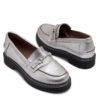 Mocasines de cuero plateado con estribo