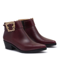 Botineta de cuero bordo con herraje oro
