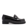 Mocasín negro de charol
