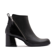 Bota corta de cuero y charol negro con doble cierre