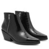Botineta de charol negro croco