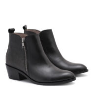 Botita de cuero liso y croco negro