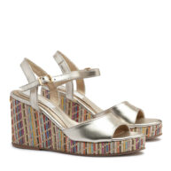 Alternative view of Sandalia color platino con taco chino de yute