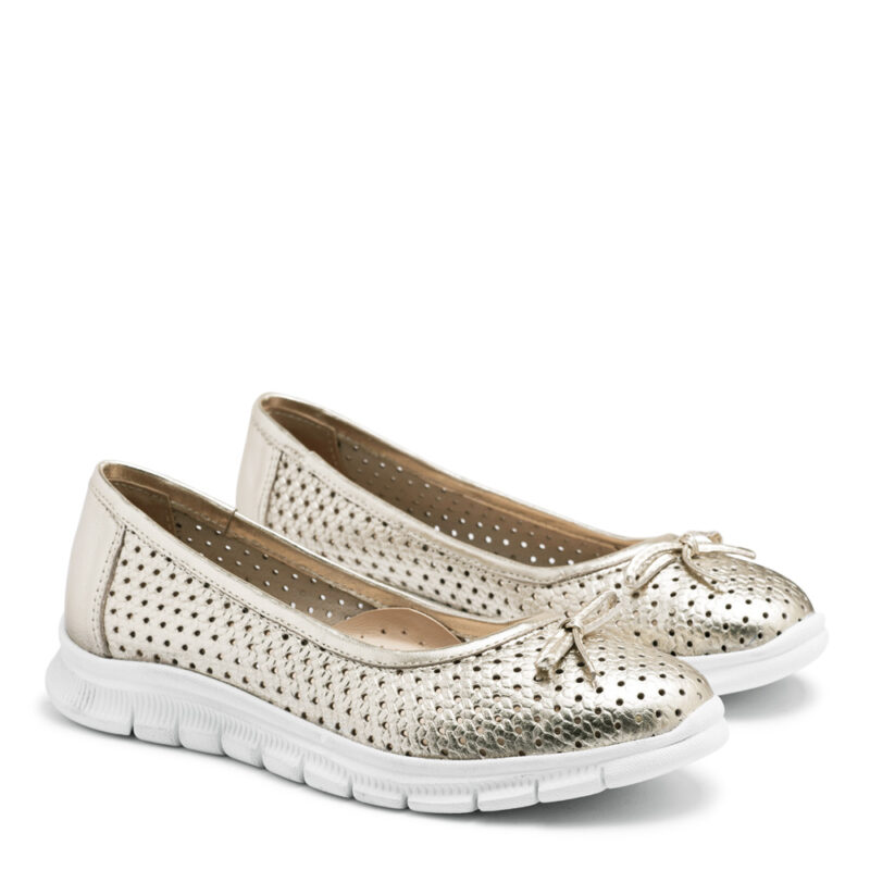 Chatita de cuero calada color platino RALLYS - 26682