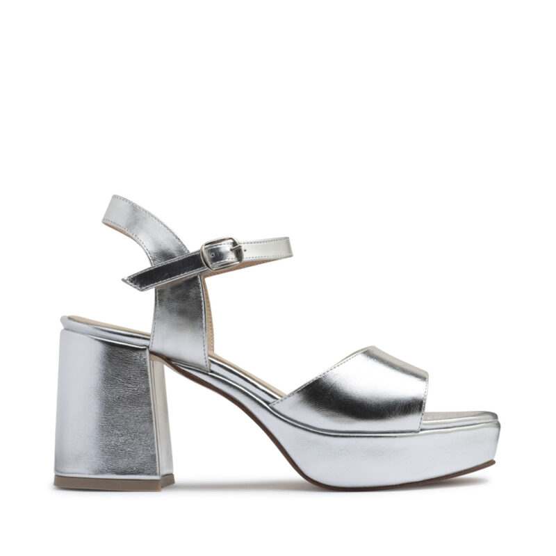 Sandalias de cuero plateadas con plataforma