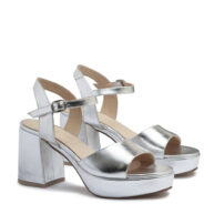 Sandalias de cuero plateadas con plataforma
