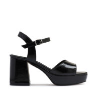 Sandalias de charol color negro con plataforma