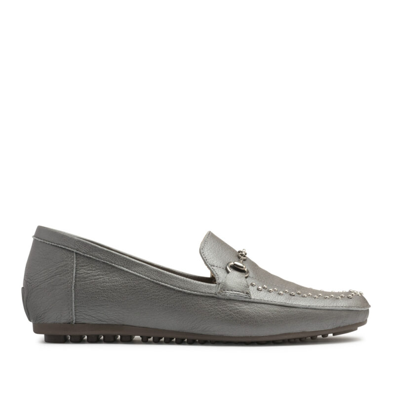 Mocasin de cuero gris oscuro con tachitas RALLYS