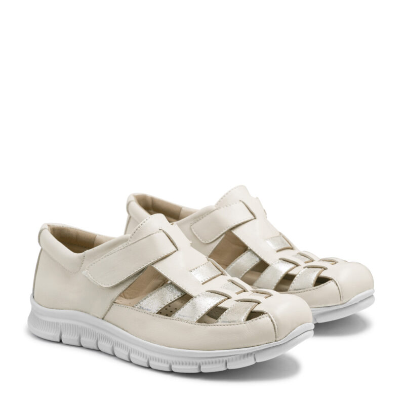 Zapatillas calada color natural y plata