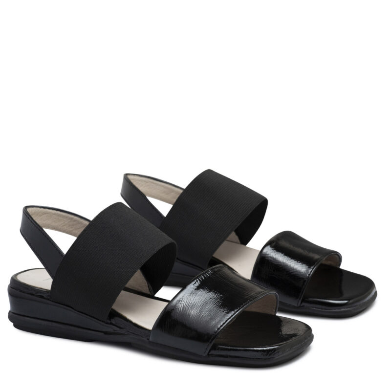 Sandalias de charol negro con taco chino RALLYS