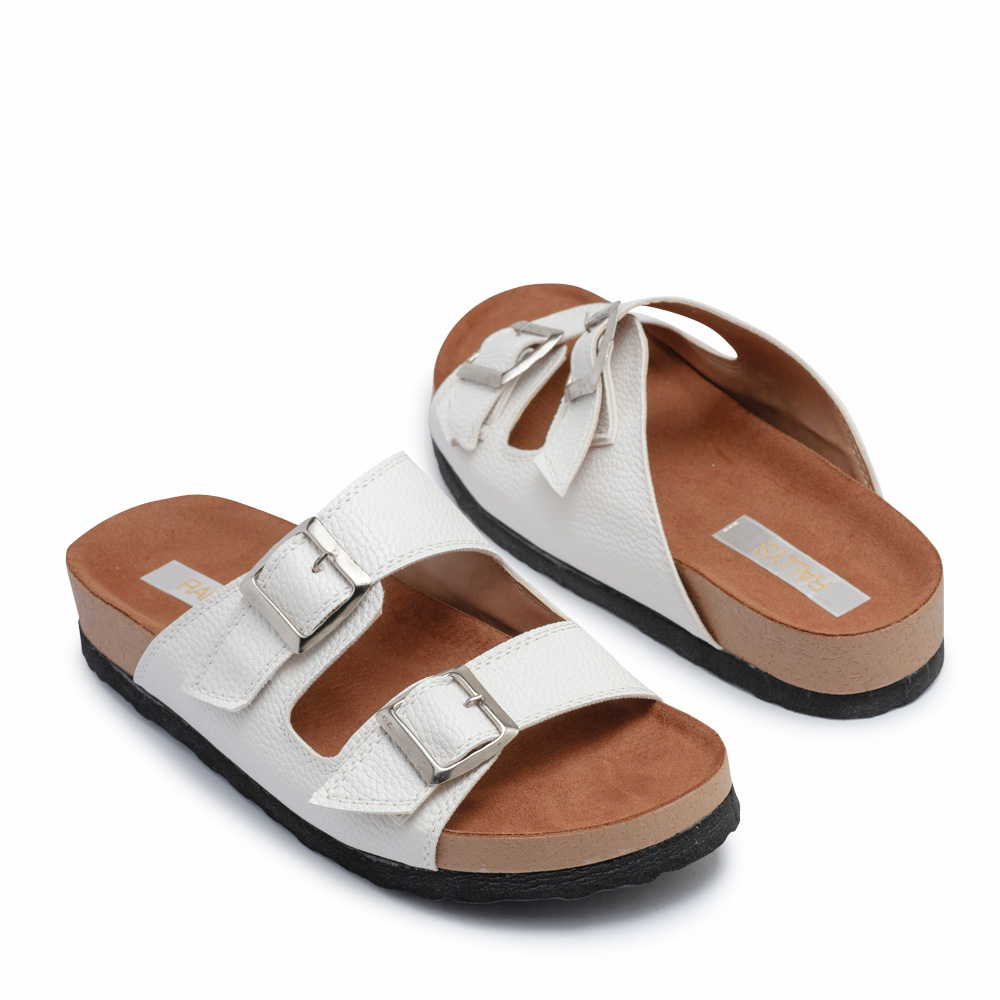 Zuecos blancos con dos hebillas