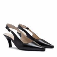 Zapatos negros de cuero sin talón