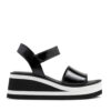 Sandalia de charol negro con plataforma RALLYS