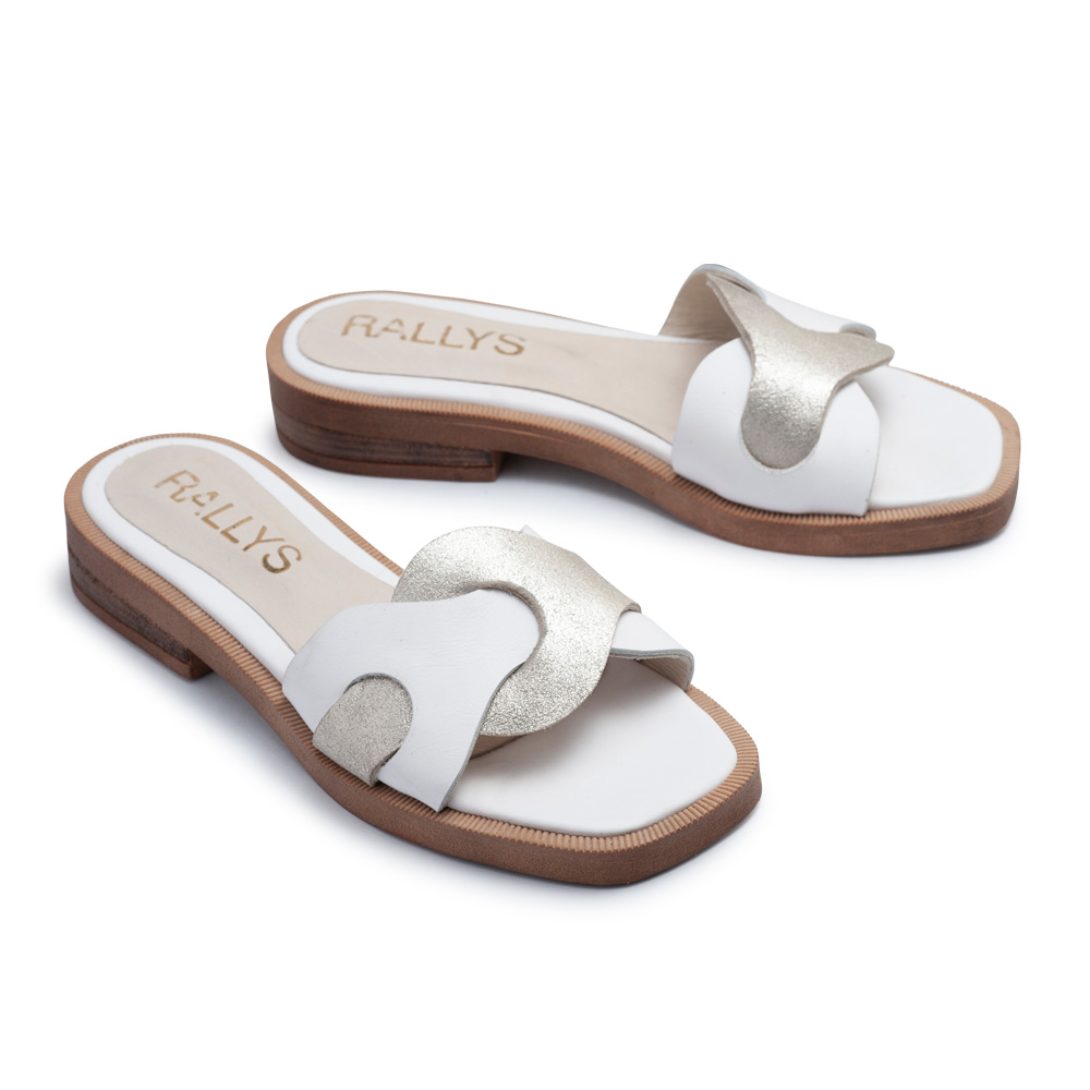 Zuecos bajos de cuero blanco y plata