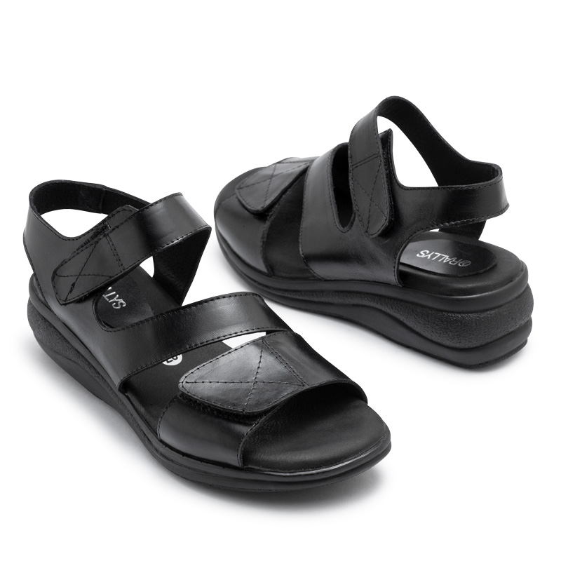 Sandalias de cuero negro con plataforma