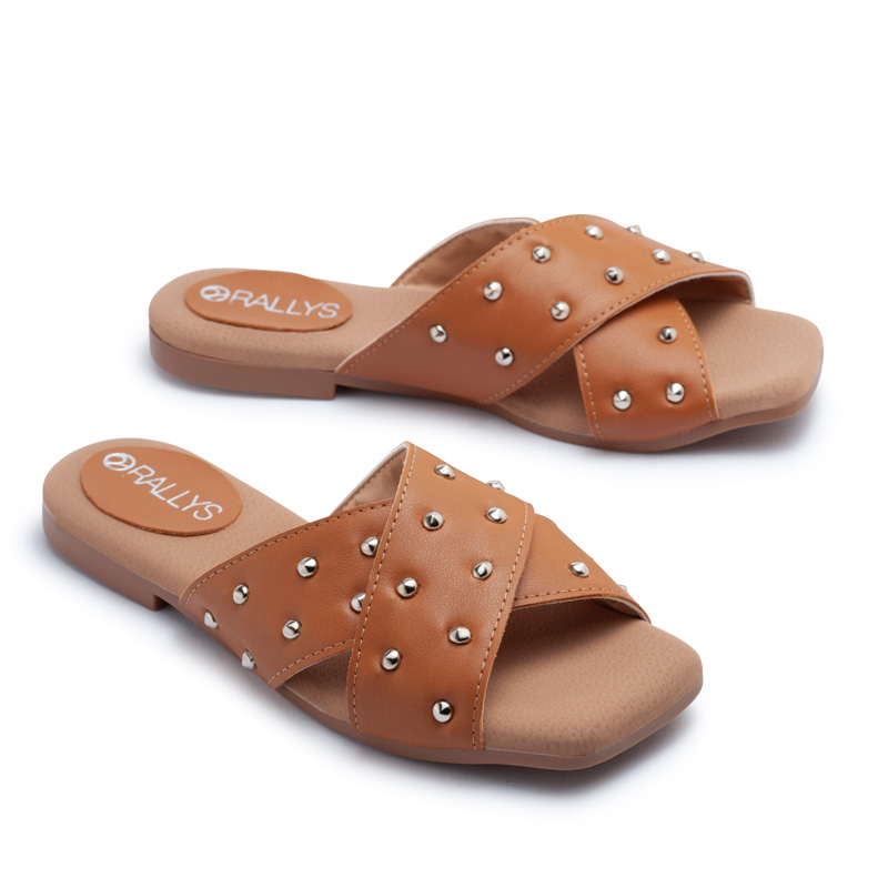 Zueco de tiras cruzadas suela con tachas