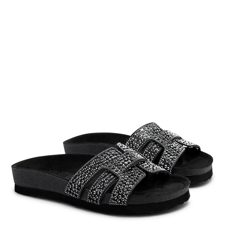 Zuecos negros con strass